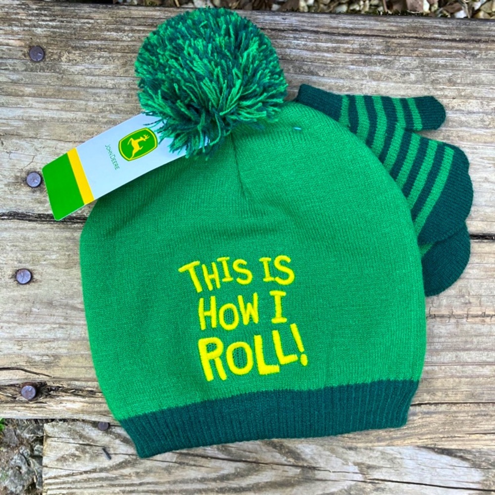NWT kids’ tractor toboggan/beanie